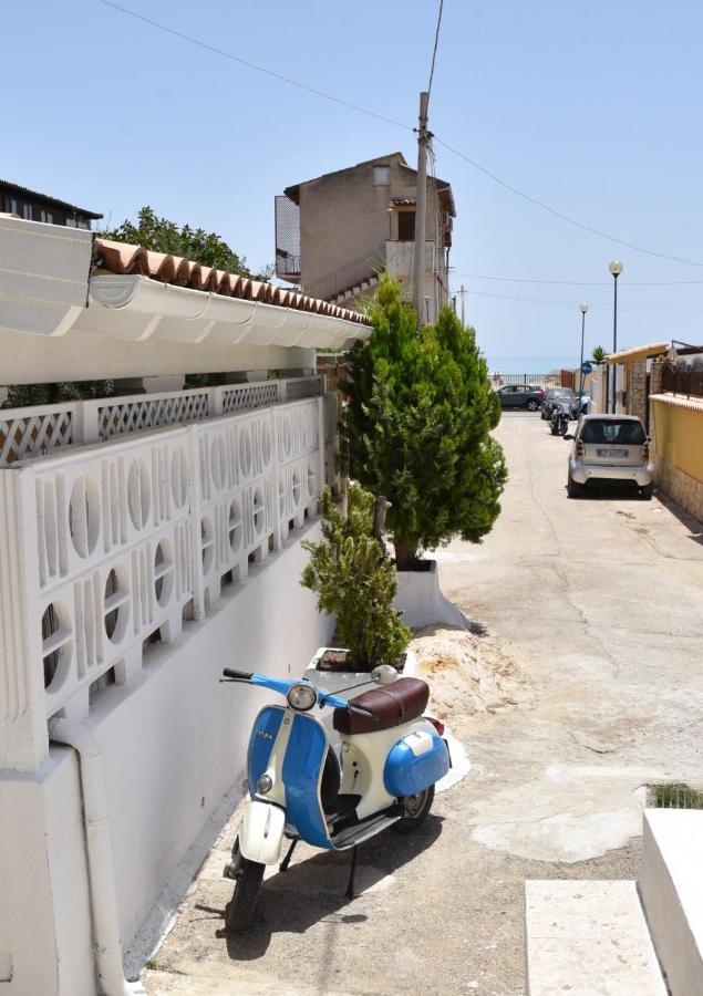 Perla Marina Apartman Porto Empedocle Kültér fotó