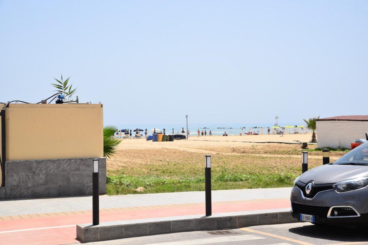 Perla Marina Apartman Porto Empedocle Kültér fotó